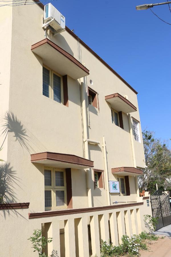 Hotel NKC Airport Chennai Exterior foto